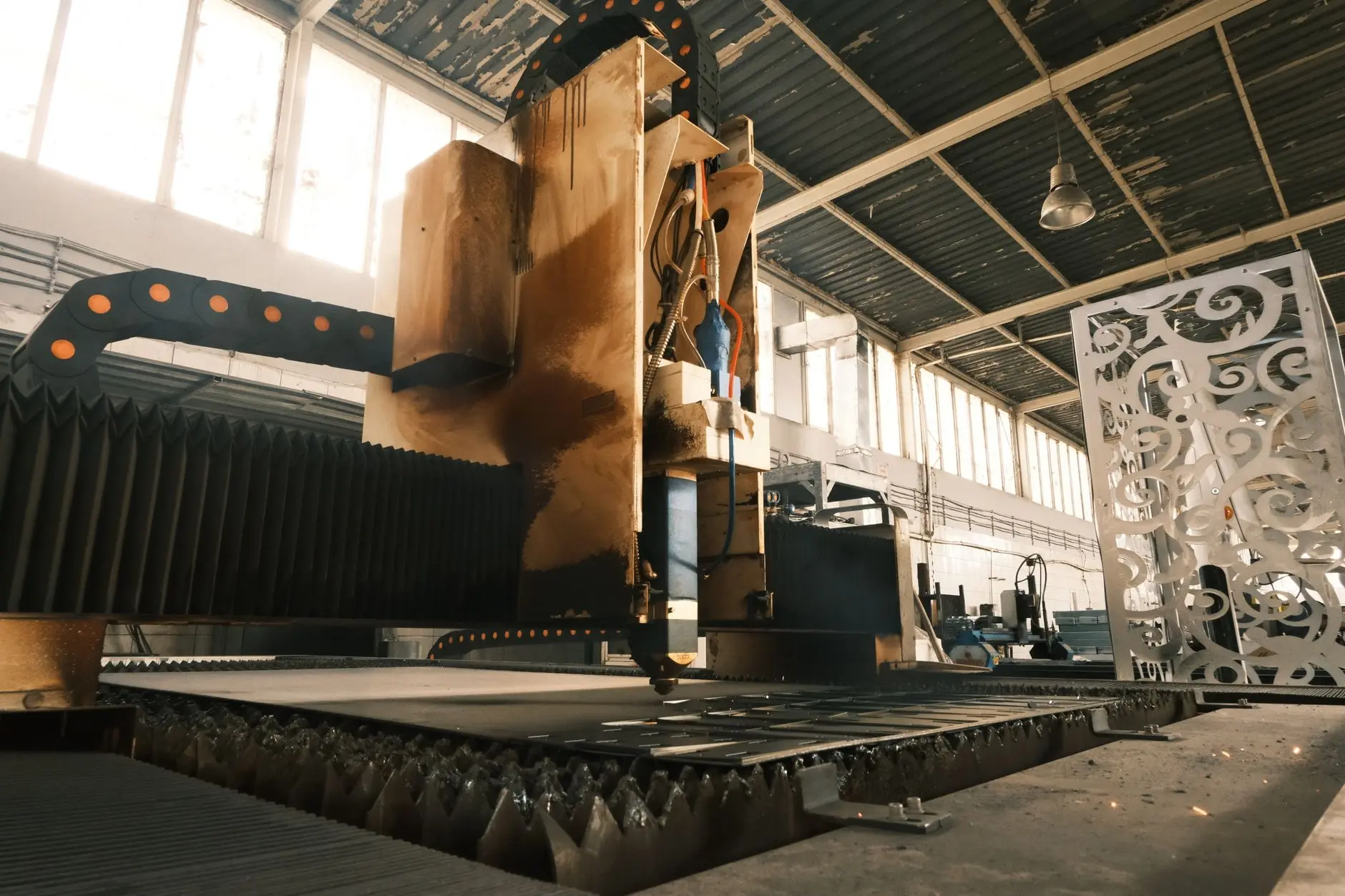 Industrial manufacturing floor in a modern Turkish production facility.