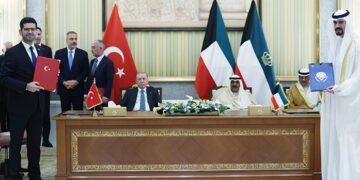 Turkey and Kuwait Sign Major FDI and Energy Pacts