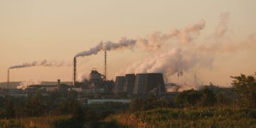 Industrial manufacturing facility representing Turkey market growth trends across energy and automotive sectors.